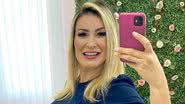 Andressa Urach manda recado para as invejosas: "Não devo satisfação da minha vida" - Reprodução/Instagram