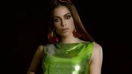 Sem calcinha, Anitta deixa virilha à mostra em minissaia fendada: "Gostosa" - Reprodução/Instagram