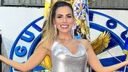 Ex-Fazenda Erika Schneider dispensa calcinha de vestido minúsculo em ensaio de Carnaval - Divulgação