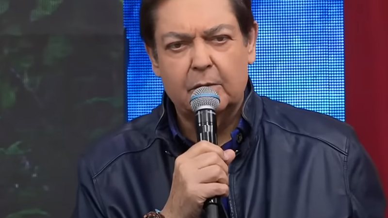 Faustão ostenta relógio de R$ 2,8 milhões - Reprodução/Band