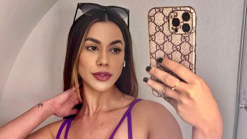 Ex-BBB Larissa Tomásia escandaliza com decotão e trava a web com look roxo: "Diva" - Reprodução/Instagram