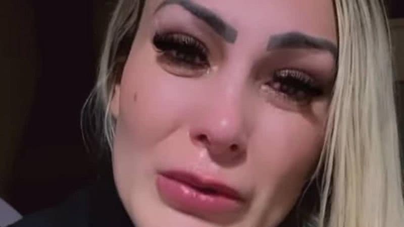 Após internação em clínica psiquiátrica, Andressa Urach ataca bispo: “Se minha alma for para o inferno a culpa é do senhor” - Reprodução/Instagram