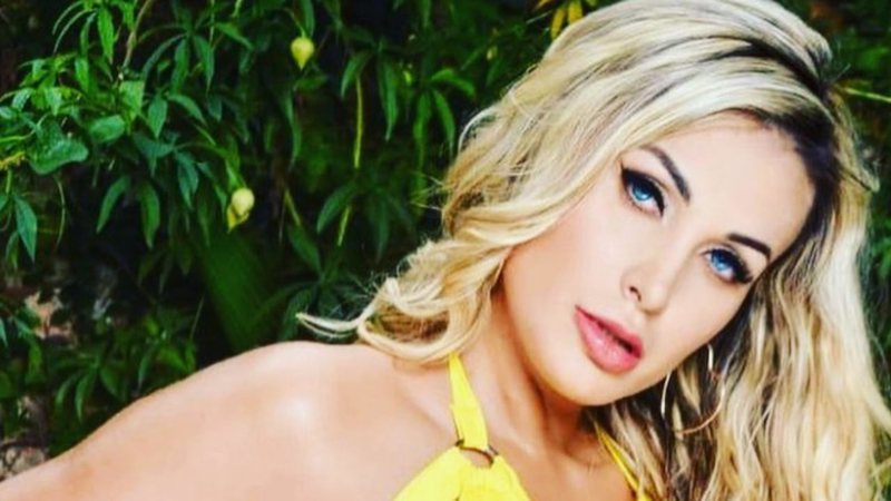 Após separação, Andressa Urach reassume 'nome de guerra' e anuncia volta ao passado: "Aviso" - Reprodução/Instagram