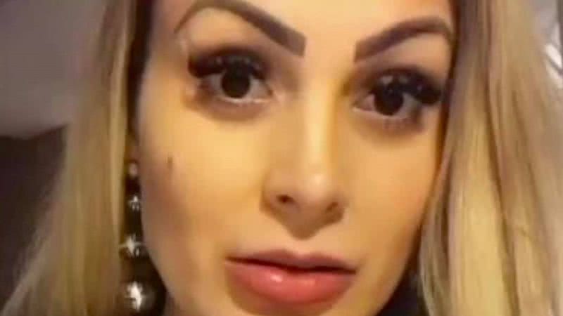 Após sumiço, Andressa Urach reaparece nas redes e se posiciona contra Igrejas: “Não passam de um CNPJ” - Reprodução/Instagram