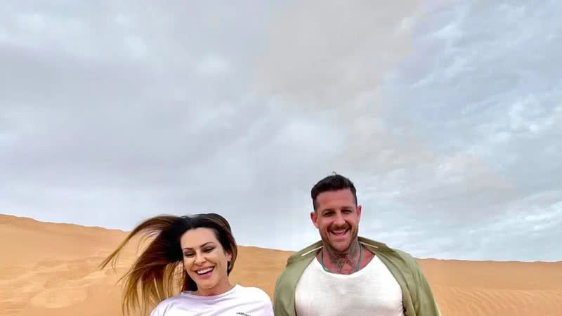 Em deserto de Dubai, Cleo combina look com o marido e encanta fãs ao posar em clima de romance - Instagram