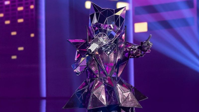 Fãs descobrem quem é a gata do 'The Masked Singer' após dica claríssima: "Peguei no pulo" - Reprodução/TV Globo