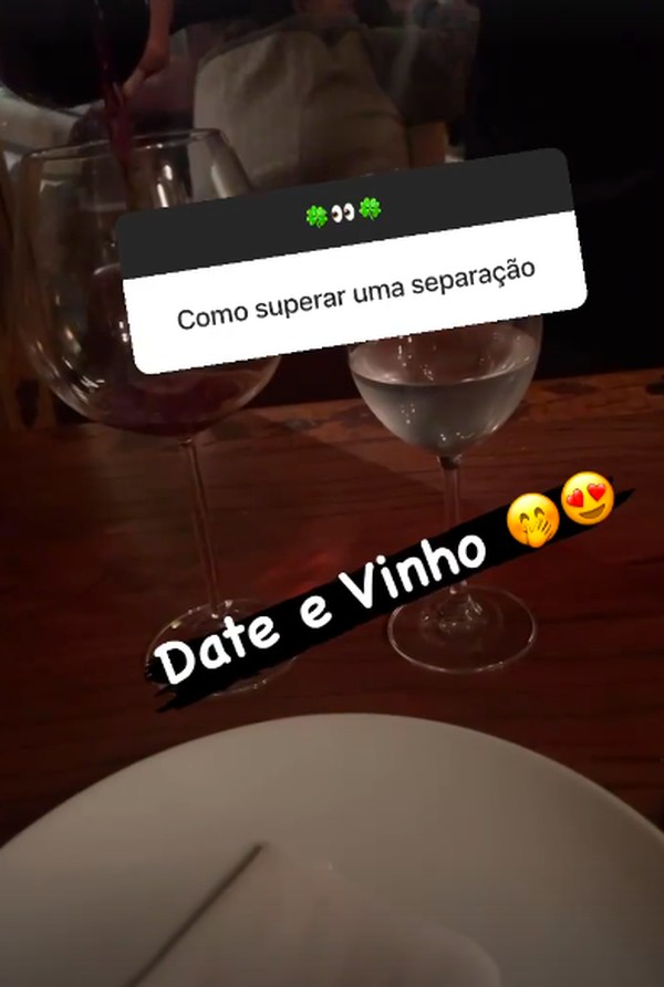 Jojo Todynho compartilha foto de dois taças de vinho em um restaurante durante um encontro romântico com rapaz misterioso