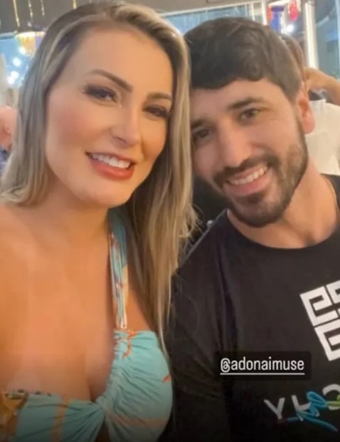 Recém-separada, Andressa Urach engata em romance com gringo: "Estou apaixonada"