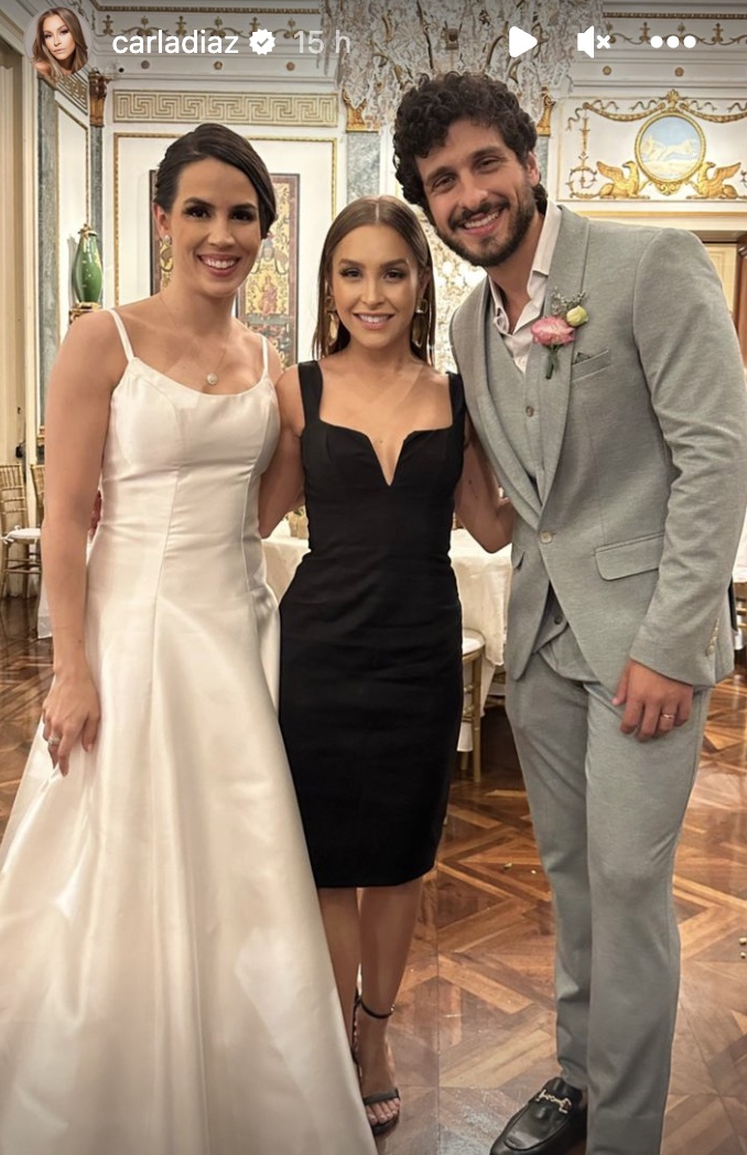 Carla Diaz: look em casamento