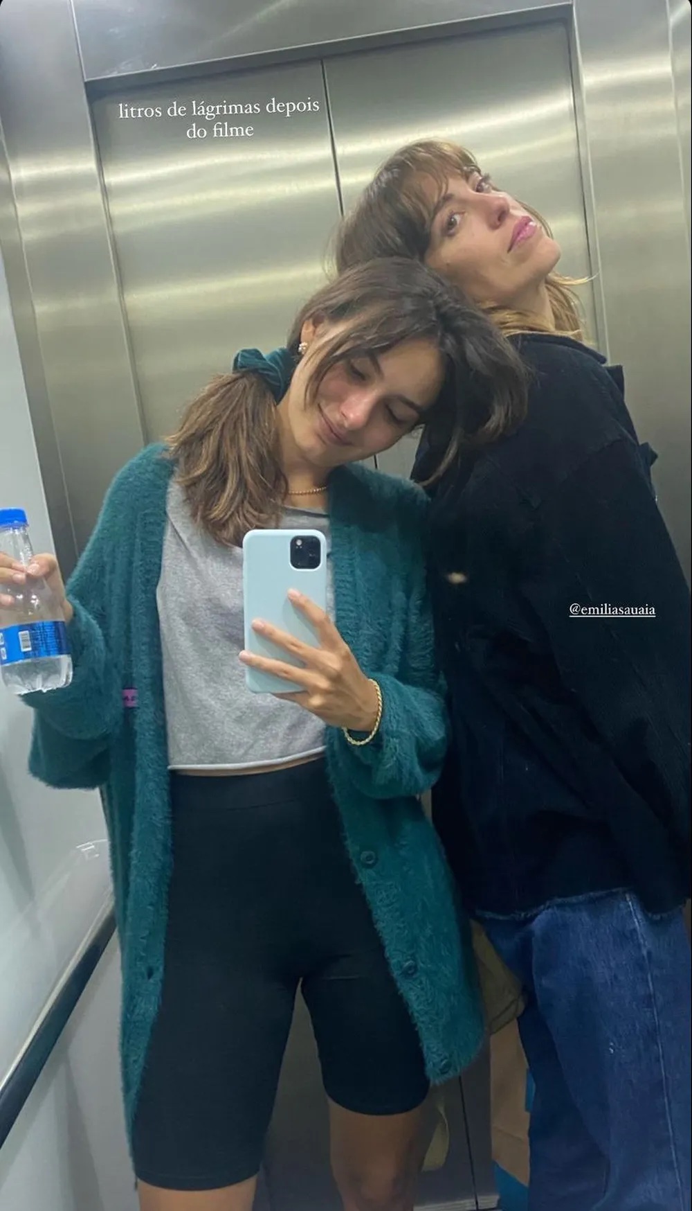 Marina Moschen com a namorada