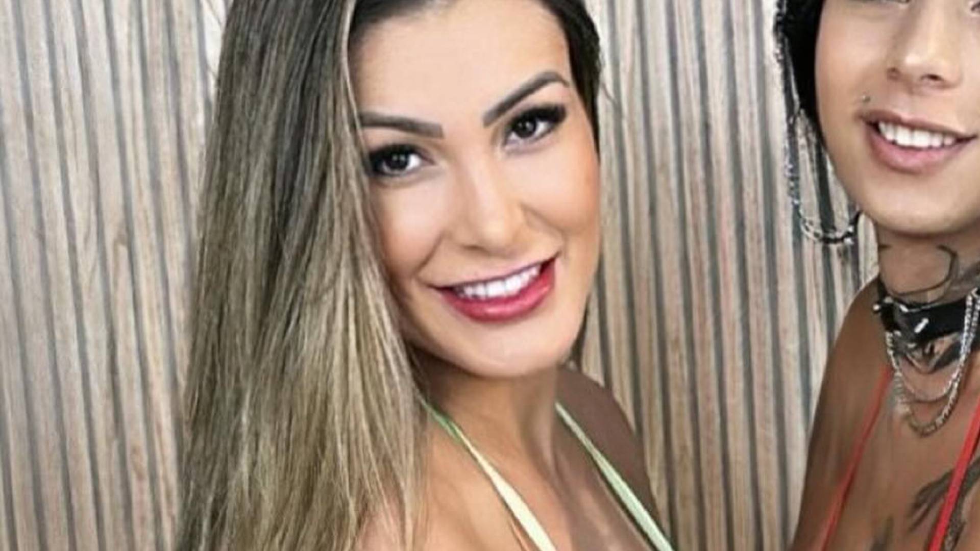 Andressa Urach polemiza ao gravar pornô com fantasia bíblica: 