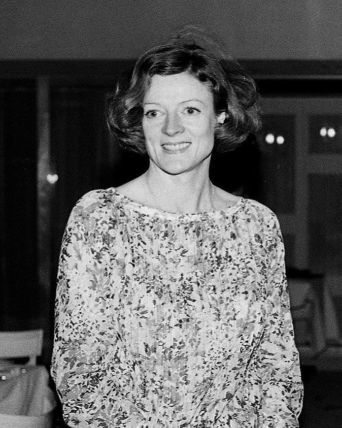 Atriz Maggie Smith na juventude