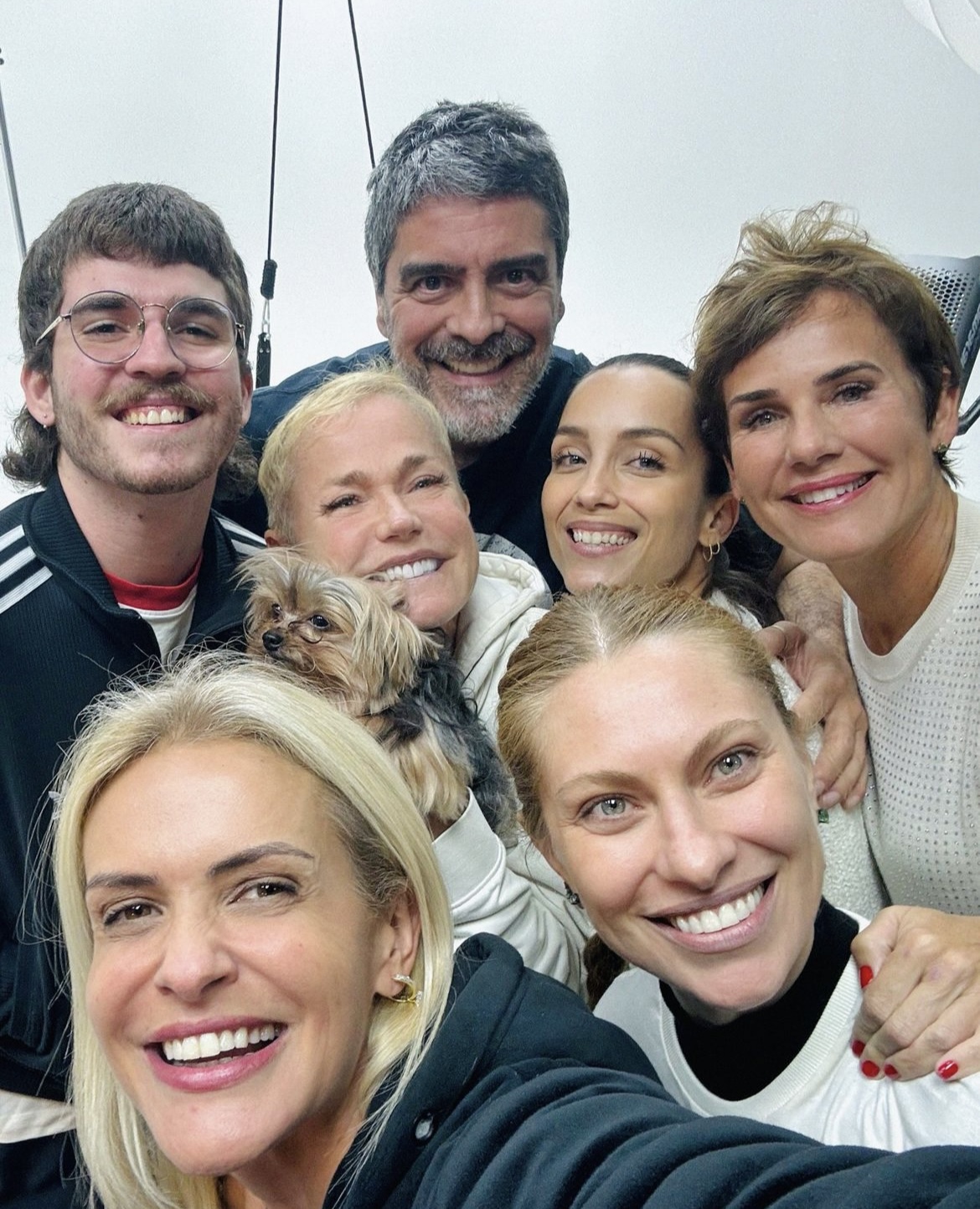 Francci, Xuxa, Junno Andrade, Aninha Calderon, Andréa Veiga, Lana Rodhes e Tatiana Maranhão