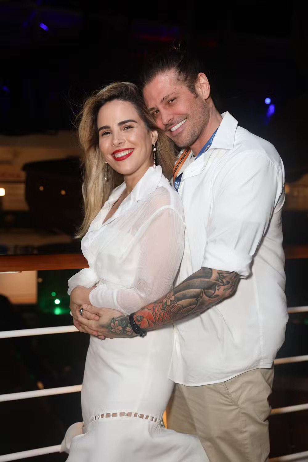 Wanessa Camargo e Dado Dolabella em cruzeiro de Zezé Di Camargo