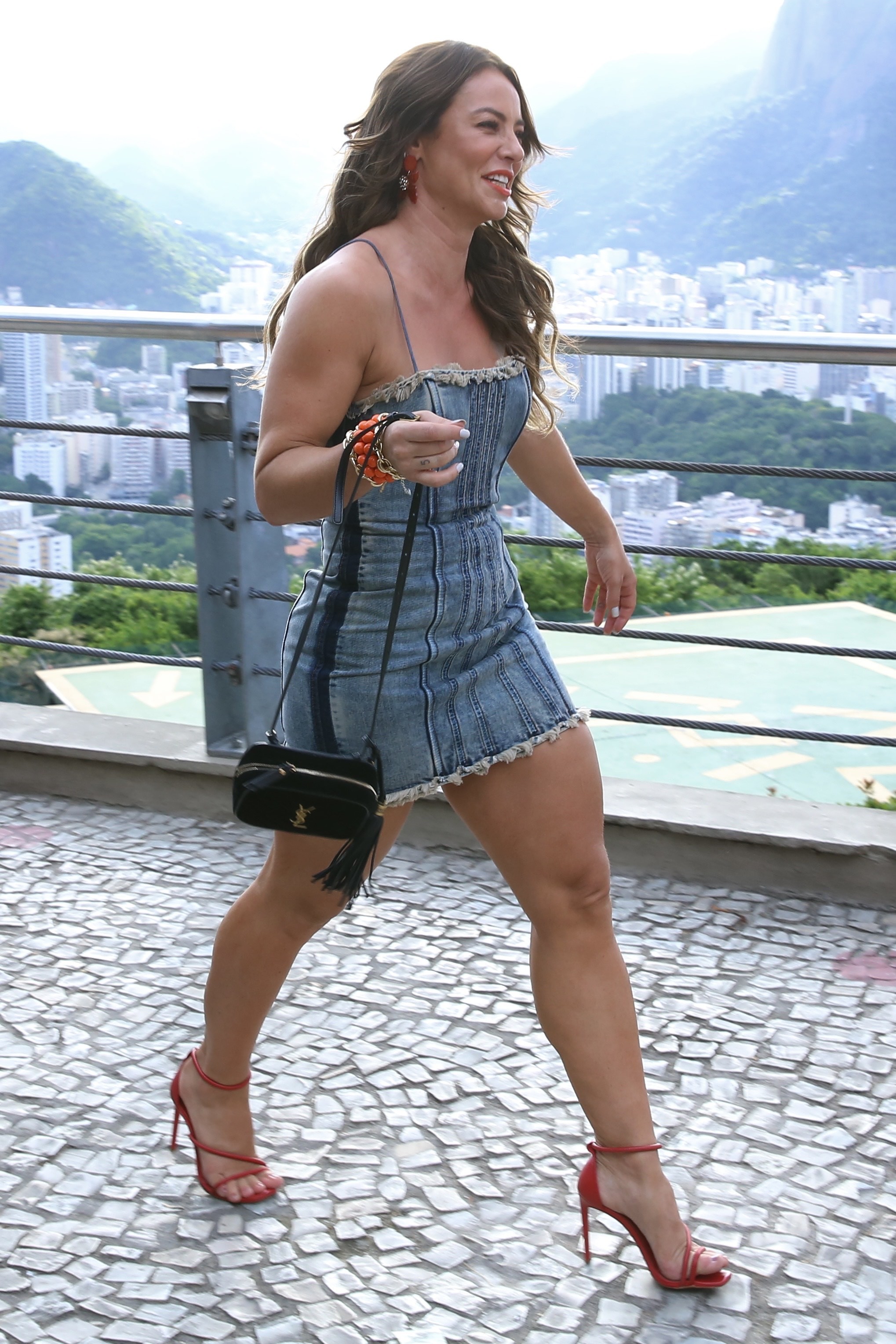 Paolla Oliveira passeio no Rio