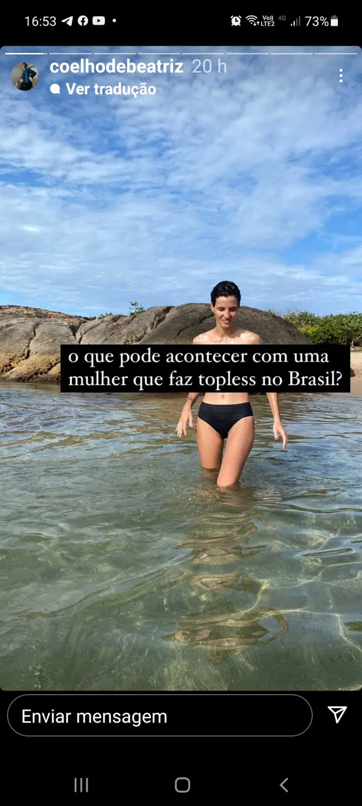 Ex-namorada de Camila Pitanga é detida pela polícia após fazer topless na praia