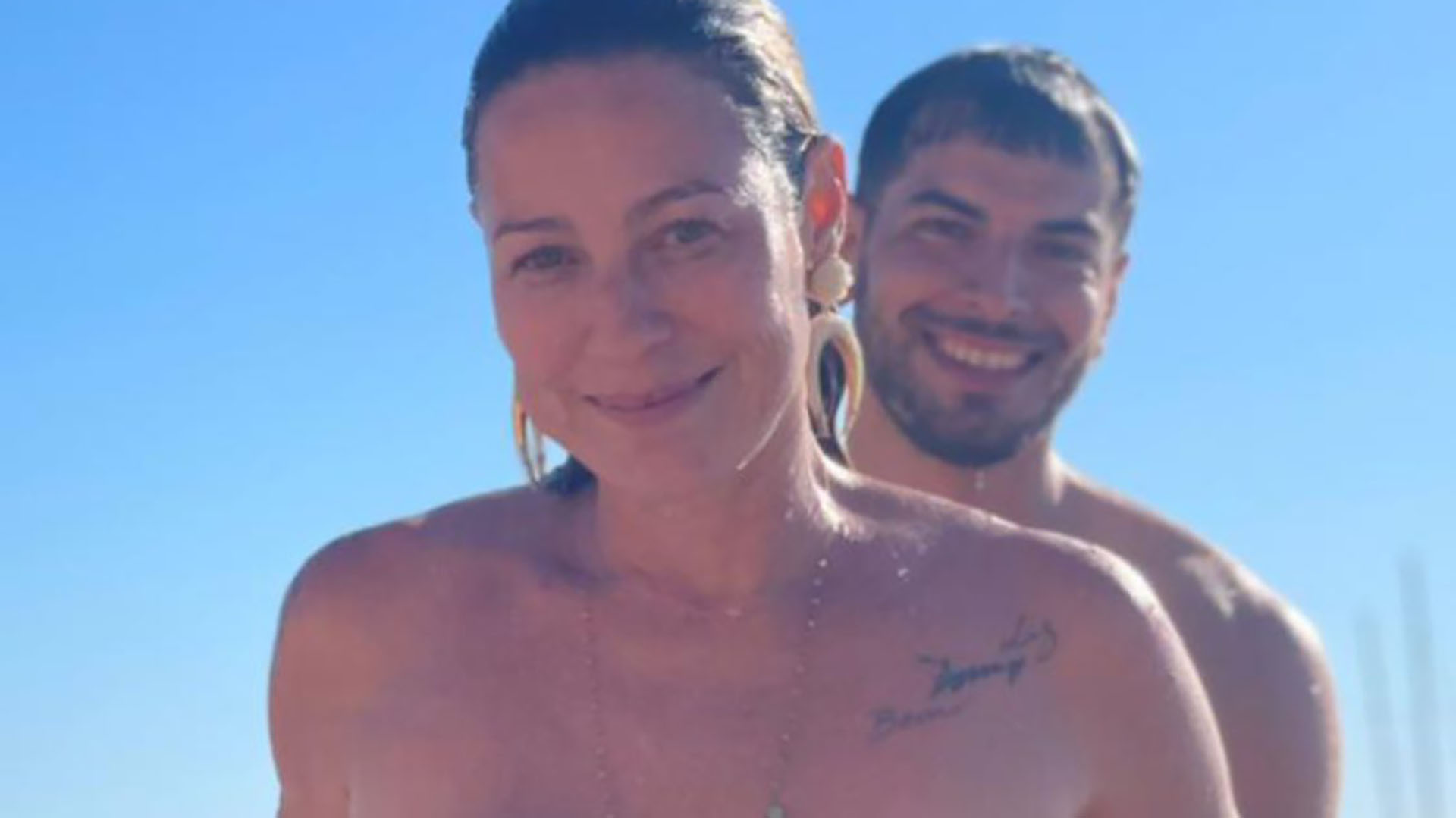 Sem pudor, Luana Piovani faz topless em momento íntimo com namorado na praia