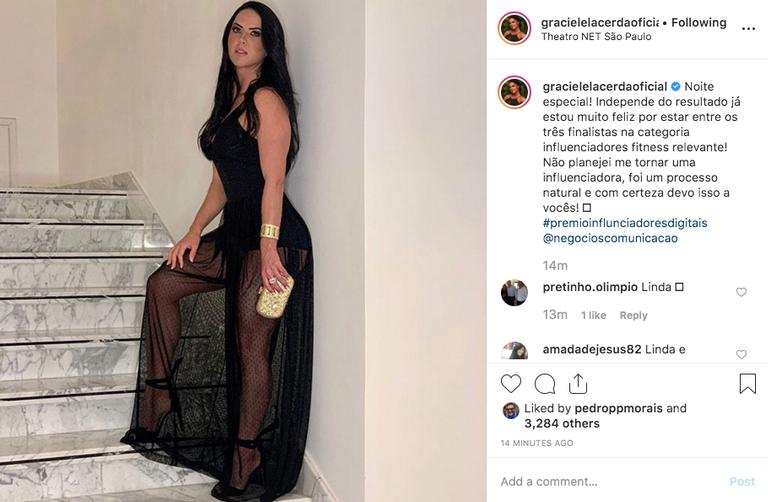 Graciele Lacerda abusa da transparência em vestido para evento