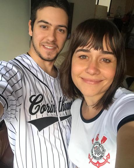 Antonio Benício e a mãe, Alessandra Negrini