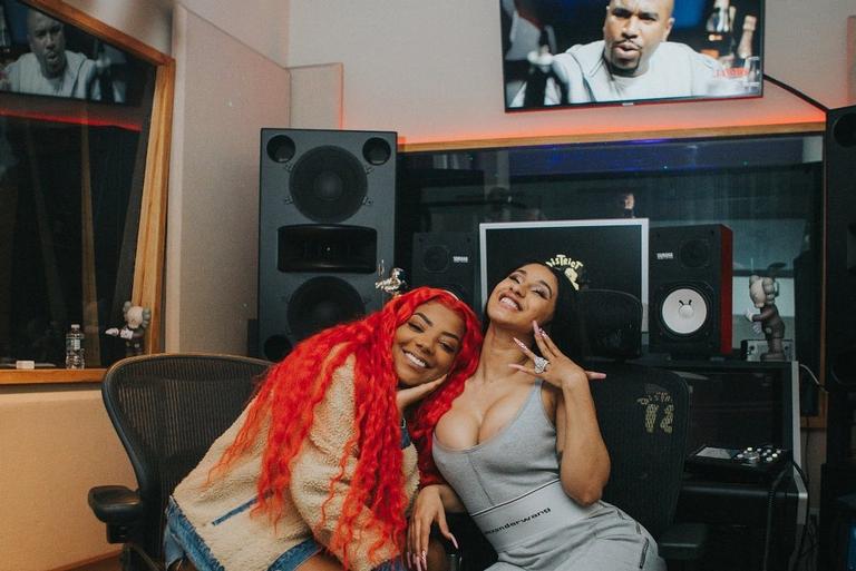 Ludmilla se reúne com Cardi B para nova parceria