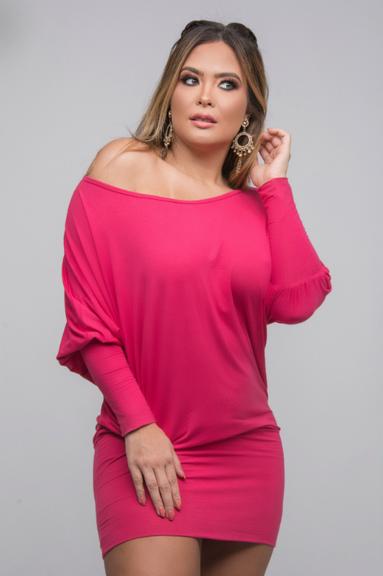 Geisy Arruda traz de volta vestido rosa