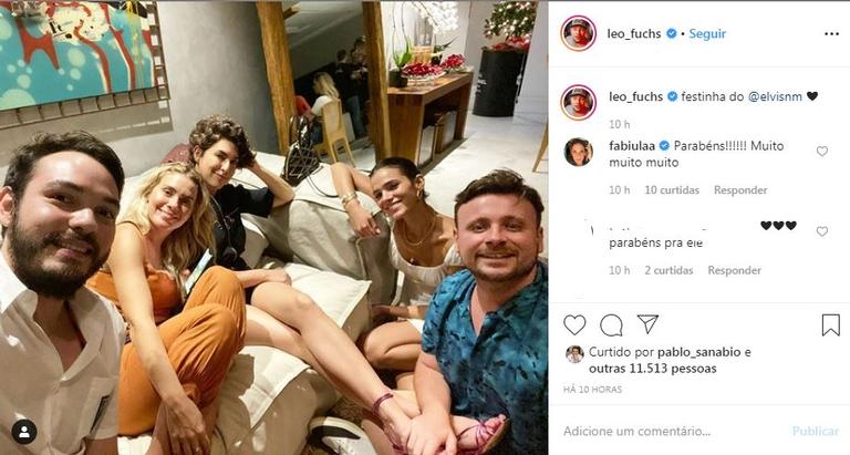 Bruna Marquezine, Carolina Dieckmann e Fernanda Paes Leme em festa