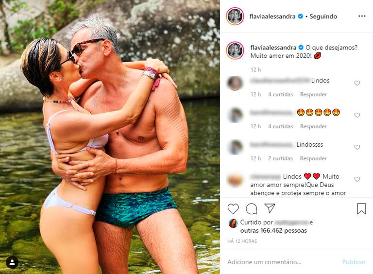 Flávia Alessandra em momento quente com Otaviano Costa