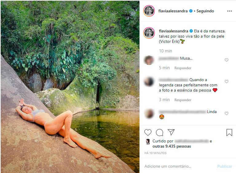 Flávia Alessandra ostenta corpão aos 45 anos