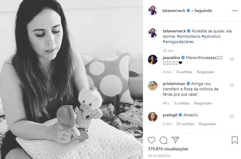 Tatá Werneck mostra o que faz para a filha pegar no sono