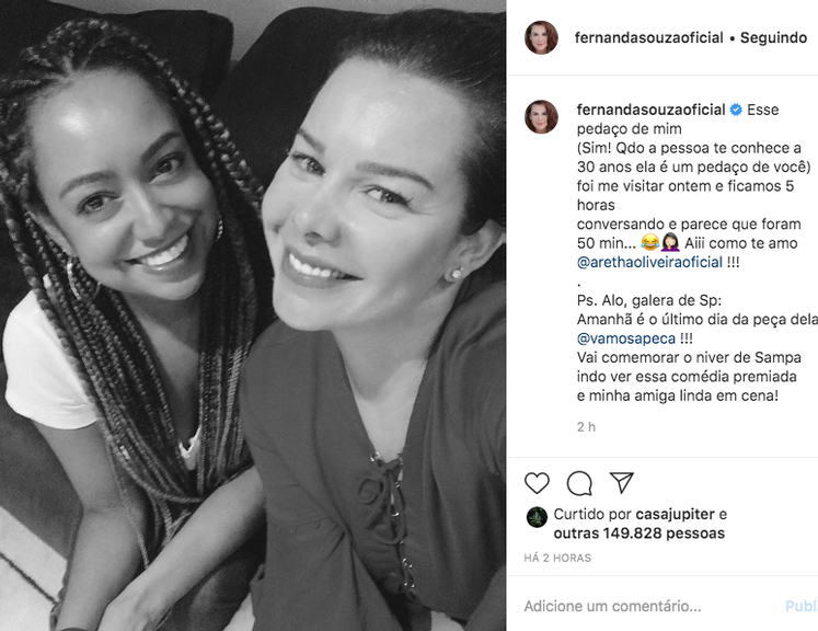 Fernanda Souza surge com a ex-Chiquititas Aretha Oliveira