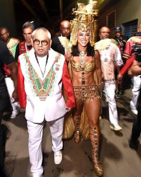 Paolla Oliveira celebra o segundo lugar da Grande Rio no Carnaval 2020