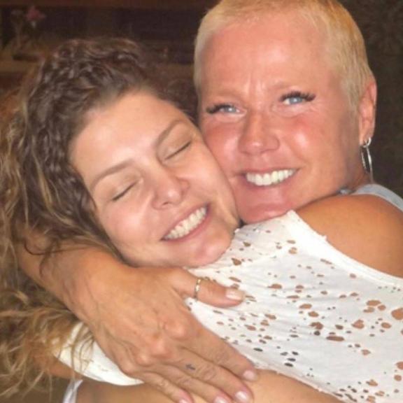 Xuxa Meneghel recebe linda homenagem de Bárbara Borges em seu aniversário