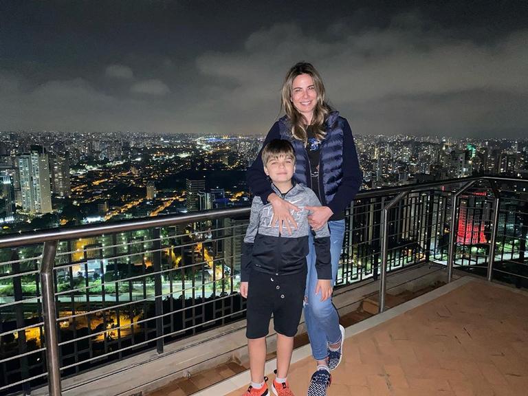 Luciana Gimenez e o filho caçula, Lorenzo