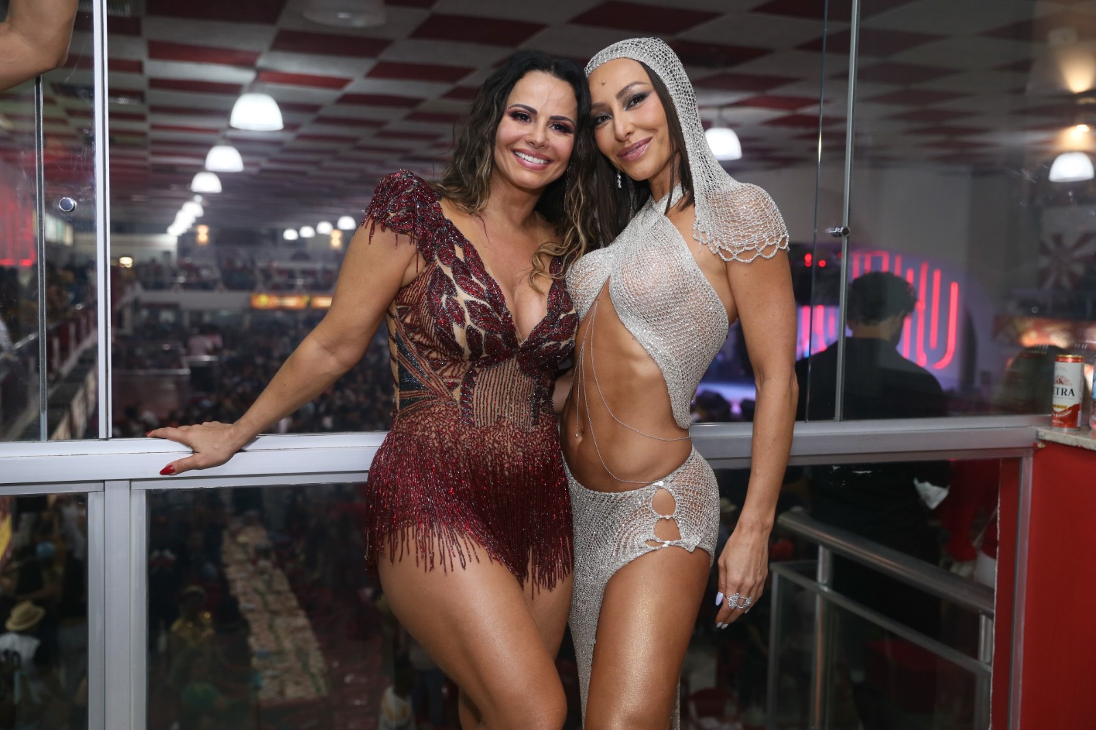 Viviane Araújo e Sabrina Sato