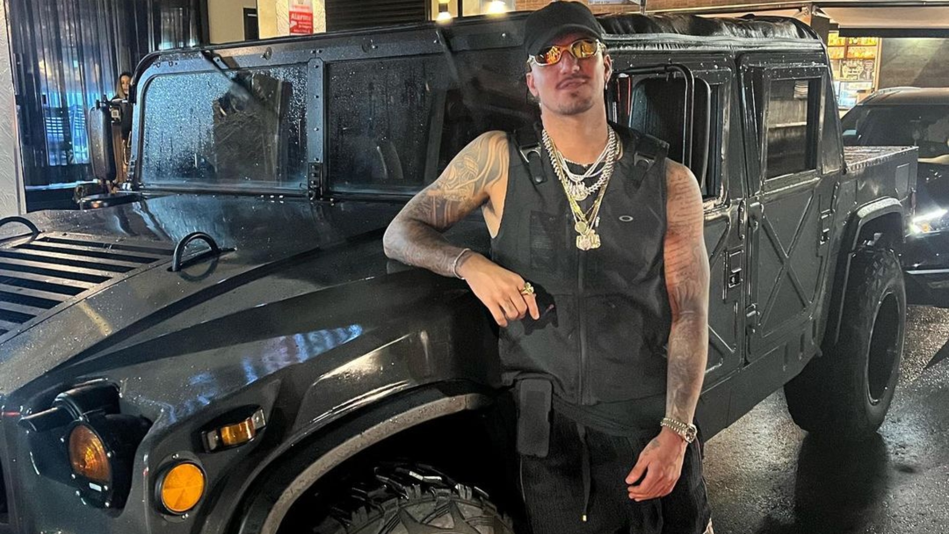 Gabriel Medina comemora seus 29 anos com tema inusitado e festão conta com presença de famosos