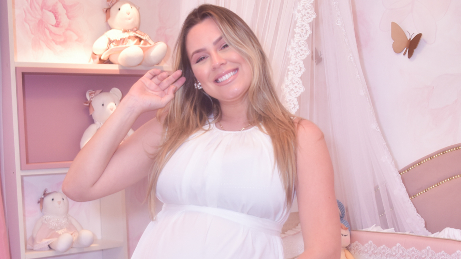 Ex-BBB Isabella Cecchi exibe detalhes do quarto luxuoso da primeira herdeira