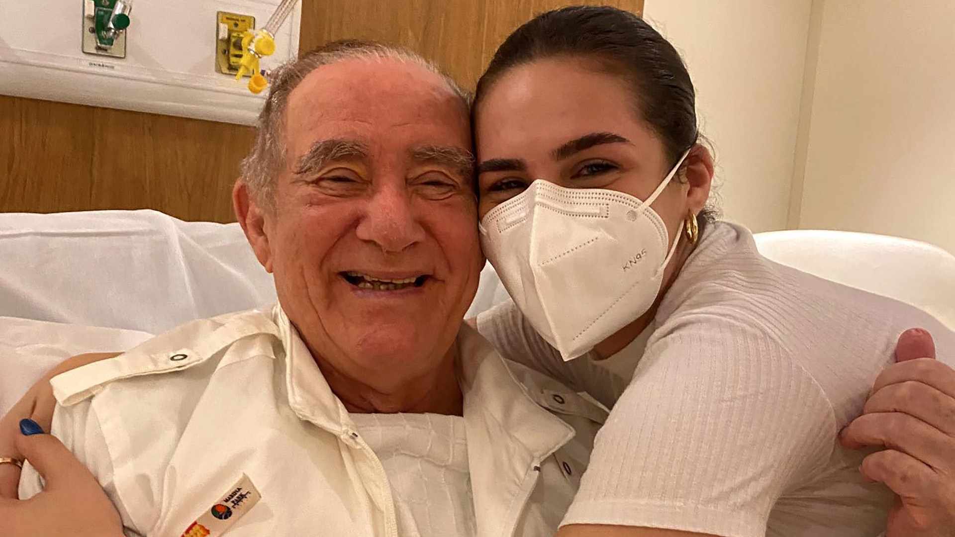 Filha de Renato Aragão abandona Farofa após internação do pai: “Família primeiro”