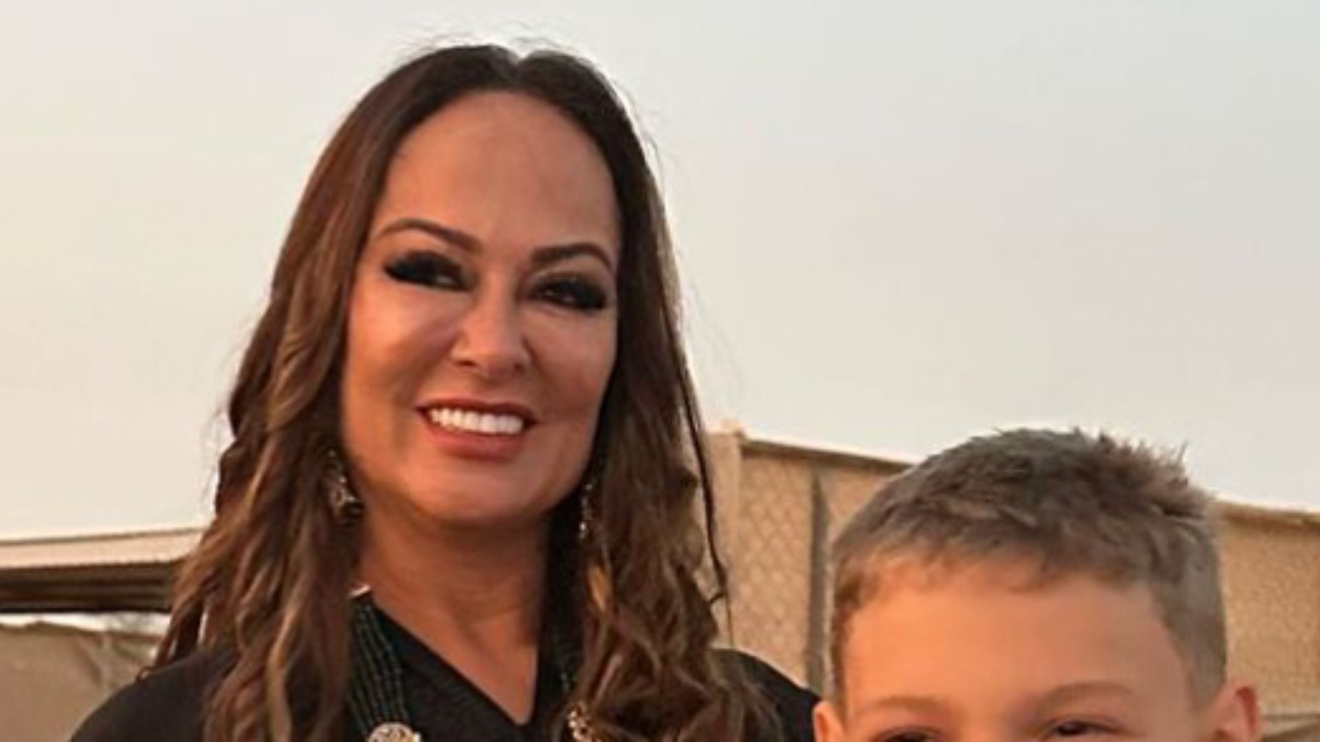 Filho de Neymar choca fãs ao surgir enorme em foto com a avó: “Virou um mocinho”