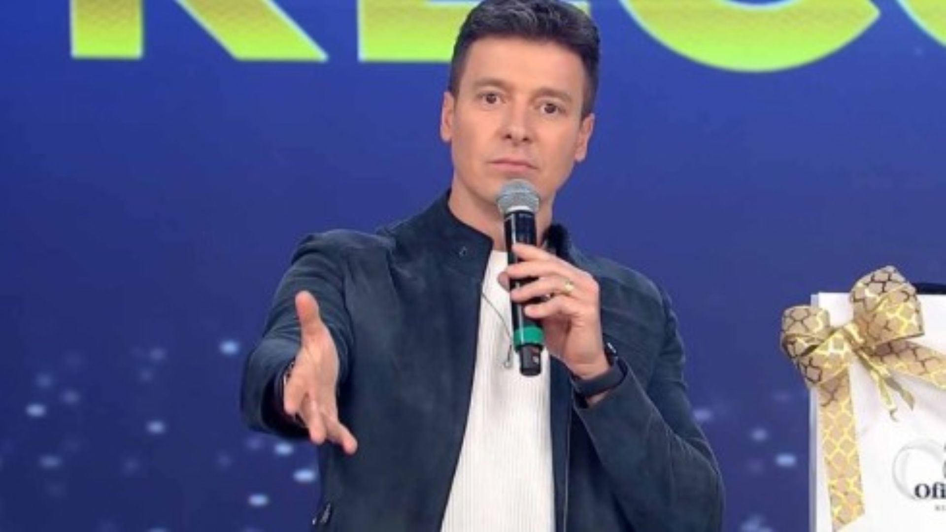 Com salário milionário em risco, Rodrigo Faro faz discurso após 15 anos na Record: “Isso que eu desejo”