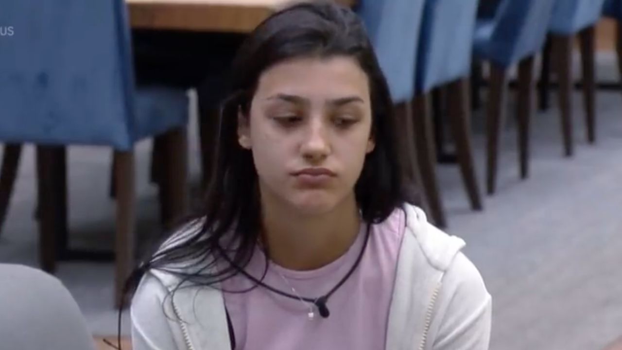 A Fazenda 14: Bia Miranda é acusada de intolerância religiosa após falas polêmicas: “Minha mãe não é de Deus, é da macumba”