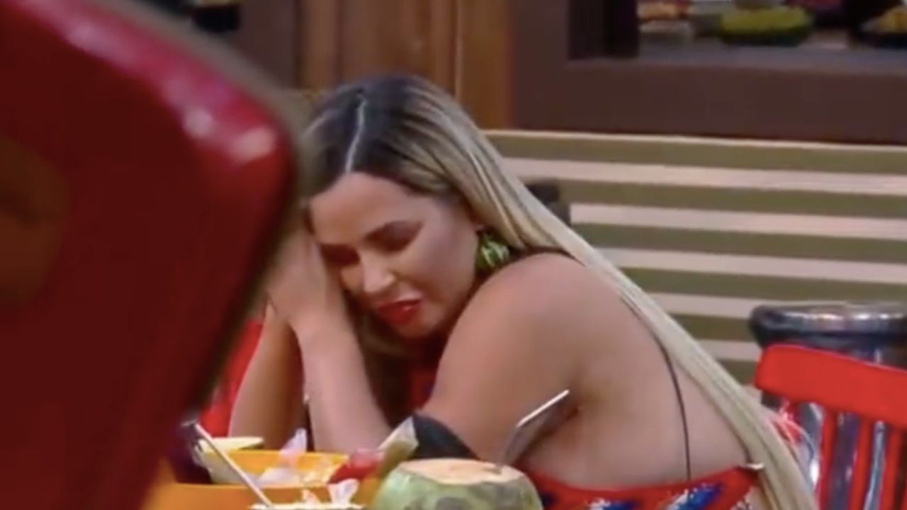 A Fazenda 14: Deolane é acusada de ‘fingir’ choro após tocar música de MC Kevin: “Vitimismo”