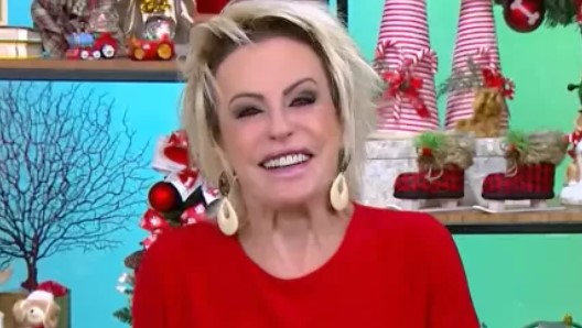 Ana Maria Braga comete gafe e confunde nome de famosa ao vivo no ‘Mais Você’: “Muito melhor”