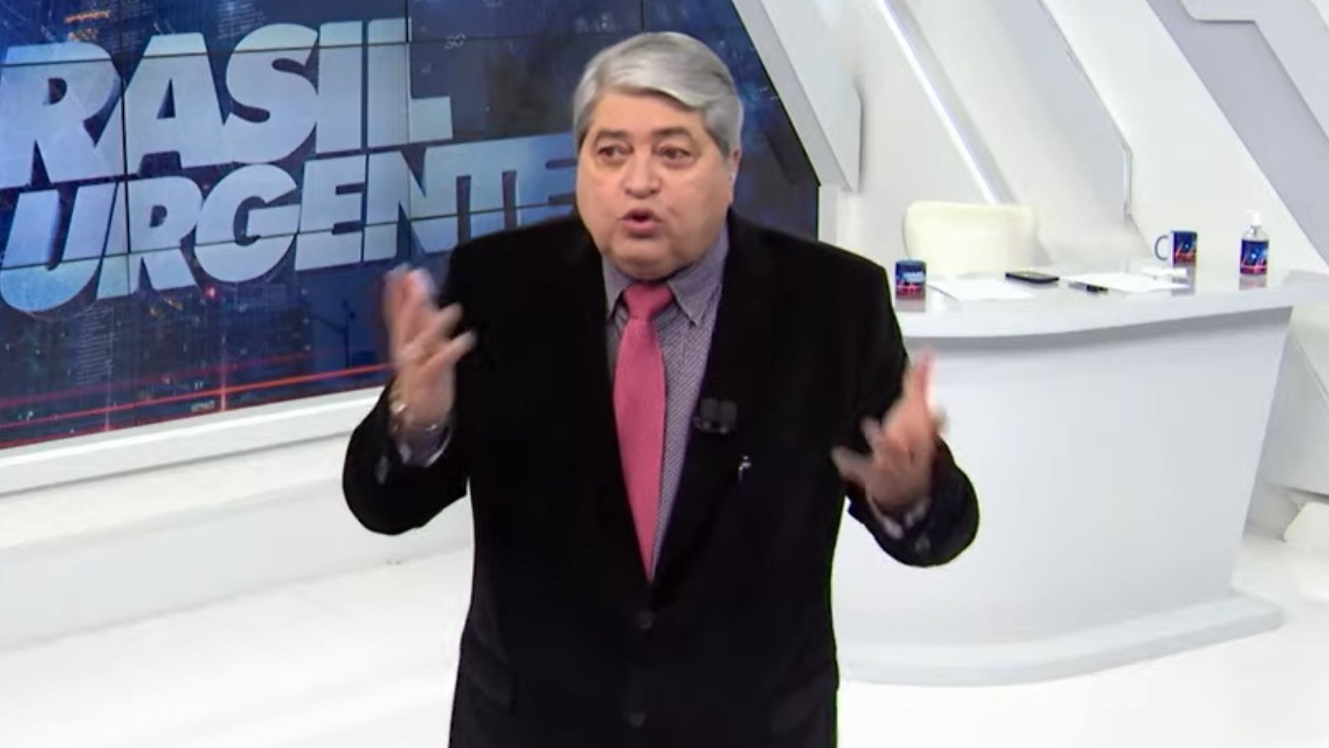 Datena não se contém e defende Lula após polêmica: “Quero que se exploda”