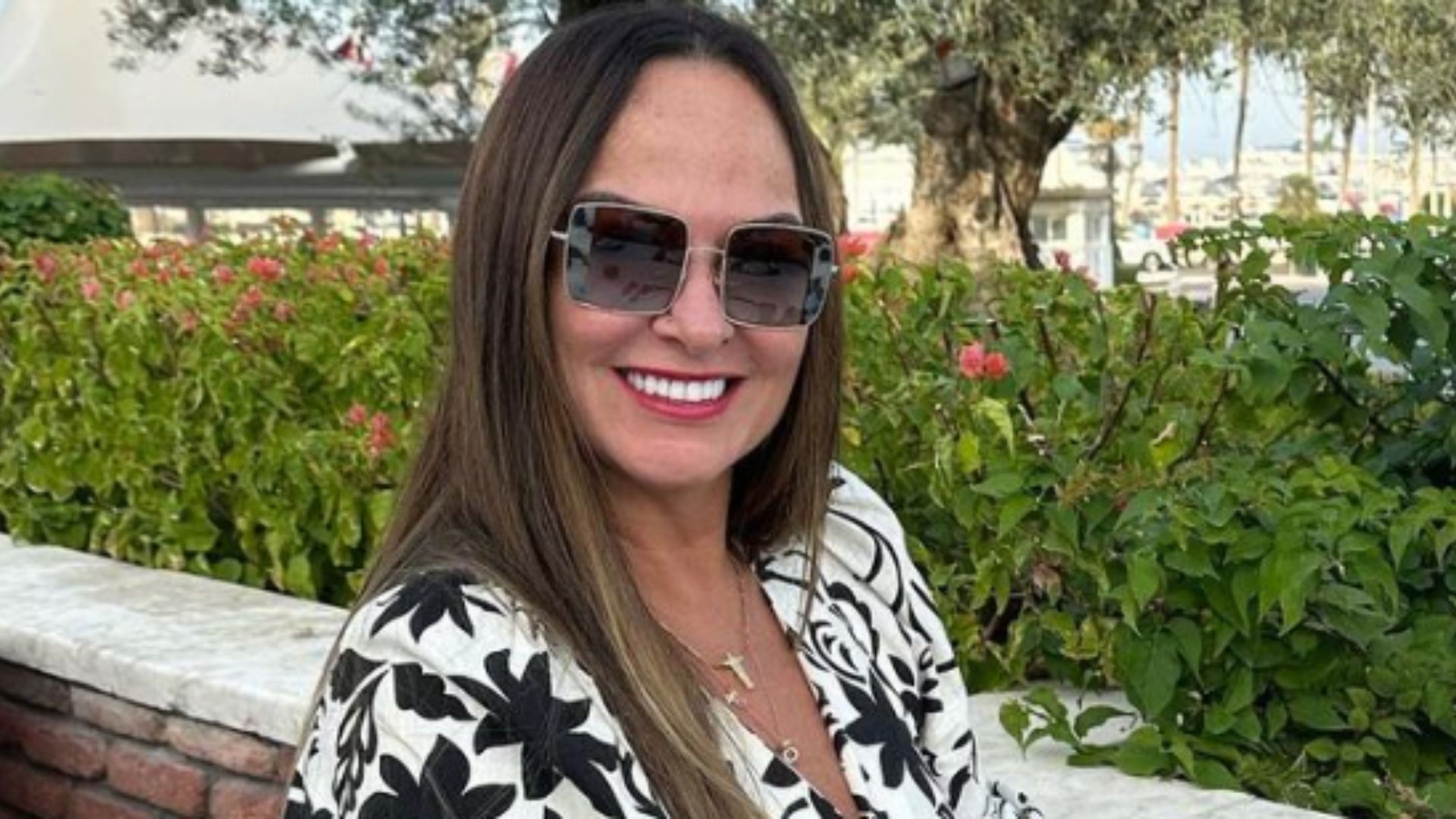 Mãe de Neymar paga fortuna para almoçar em restaurante badalado no Catar; veja valores