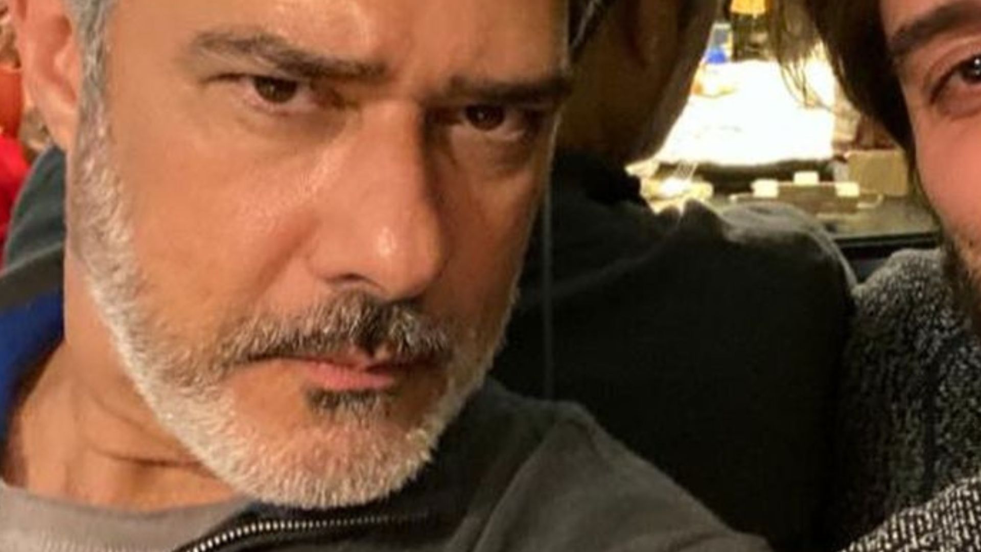 Primo de William Bonner posta foto rara com o âncora e semelhança impressiona: “Iguais”