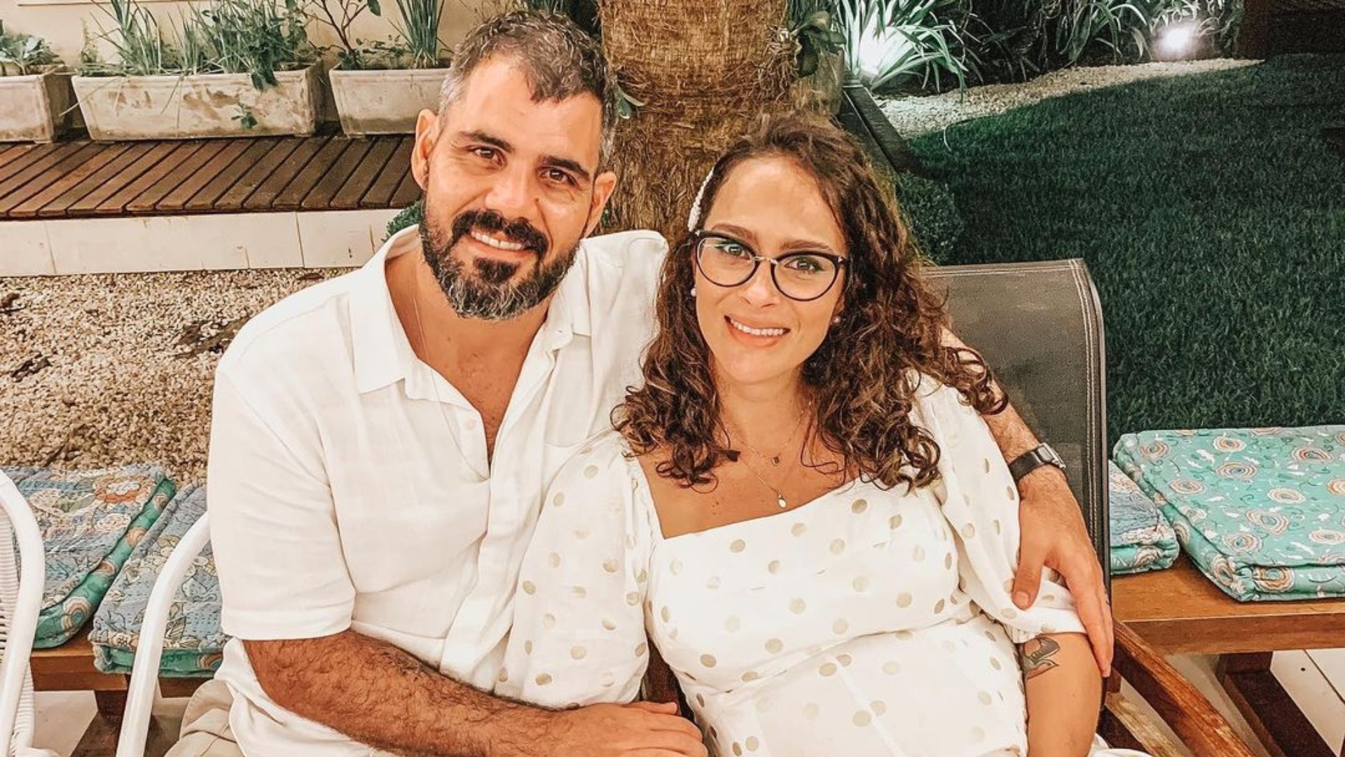 Juliano e Letícia Cazarré comemoram 11 anos de casados com lembrança emocionante: “Meu bem amado”