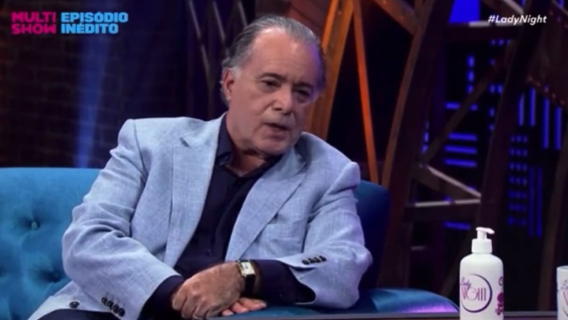 Tony Ramos alfineta manifestantes bolsonaristas em discurso forte: “As pessoas confundem”