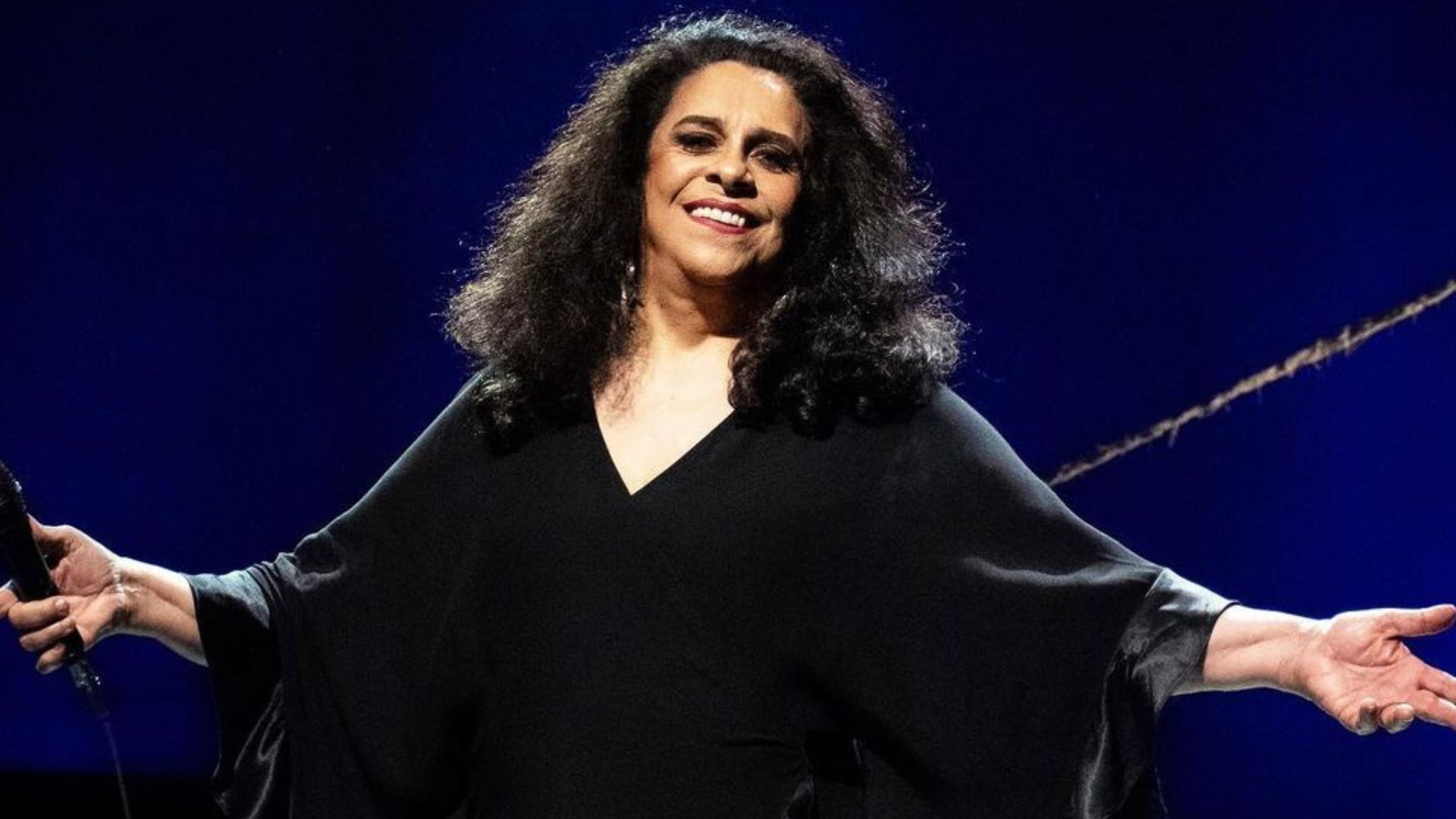 Velório de Gal Costa será aberto ao público e enterro vai ser restrito aos familiares