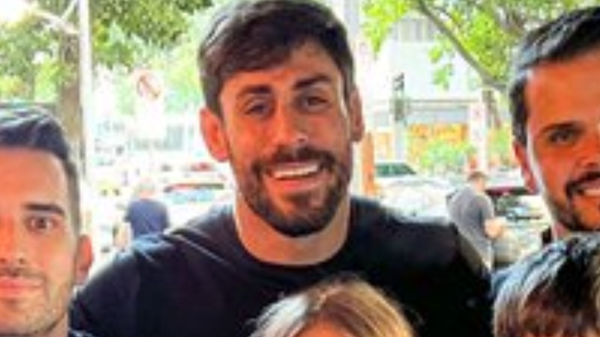 BBB23: Cara de Sapato encontra família de finalista e web detona: “Sem limites”
