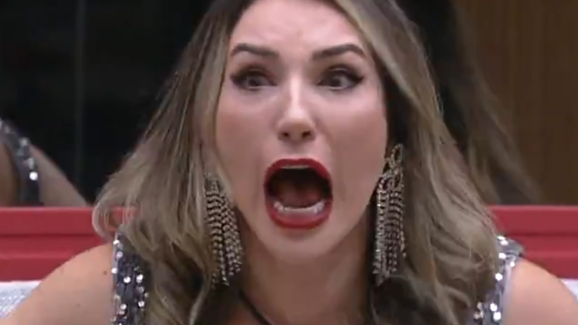 Globo expõe mensagens de Amanda implorando para entrar no BBB: “Não podem perder”